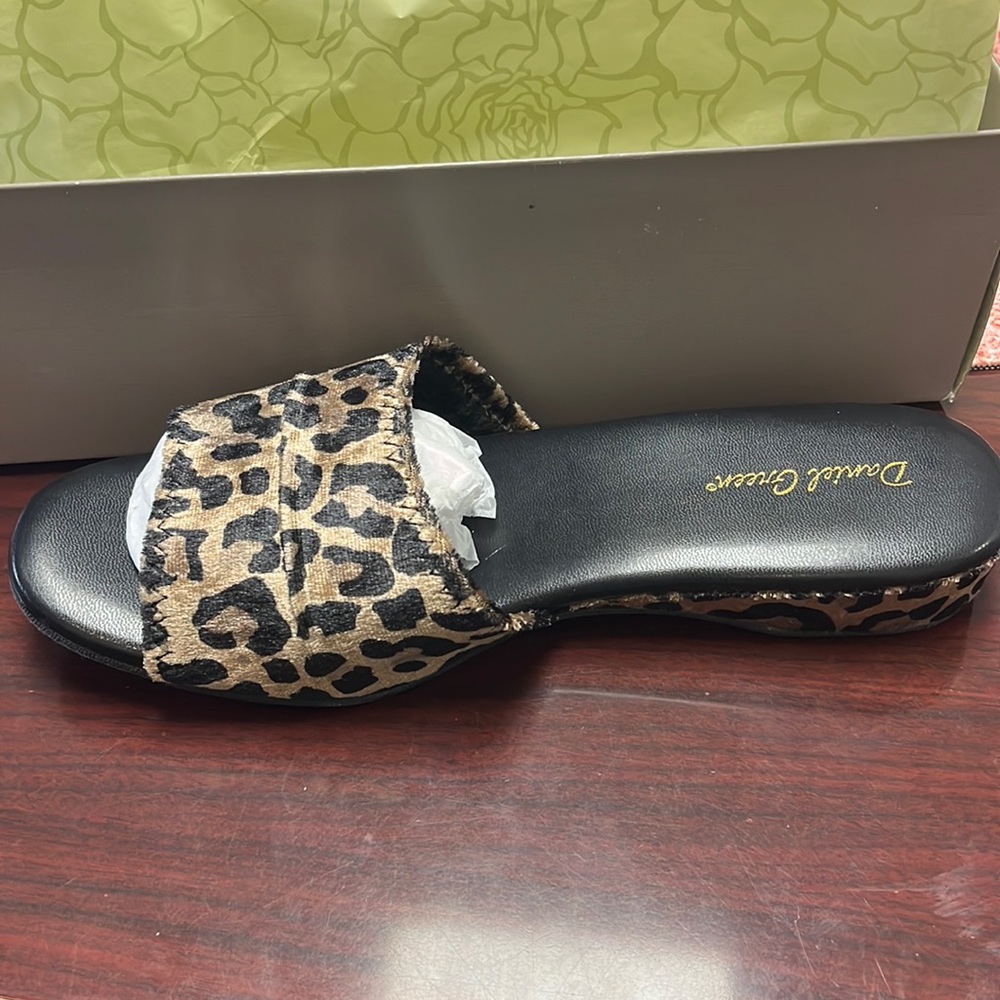 Daniel Green Slippers